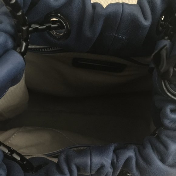 Joy Gryson Chain Navy (Blue) Bucket Bag - Picture 4 of 6